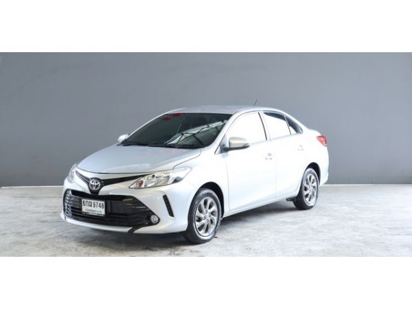 Toyota Vios 1.5 E A/T ปี 2017 สีบรอนซ์เงิน